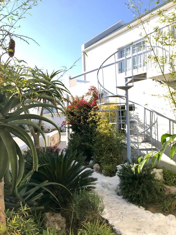 Perfect 10 - 10 To 13 Sleeper Luxury Holiday Home Breakage Deposit Of R2500 Per Weekend Lease Langebaan Extérieur photo