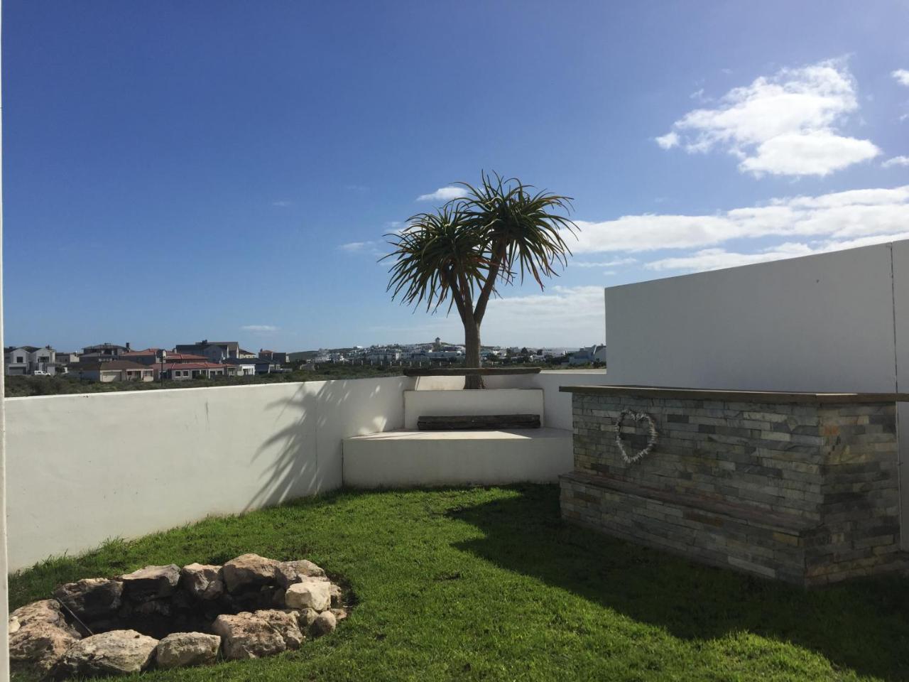 Perfect 10 - 10 To 13 Sleeper Luxury Holiday Home Breakage Deposit Of R2500 Per Weekend Lease Langebaan Extérieur photo