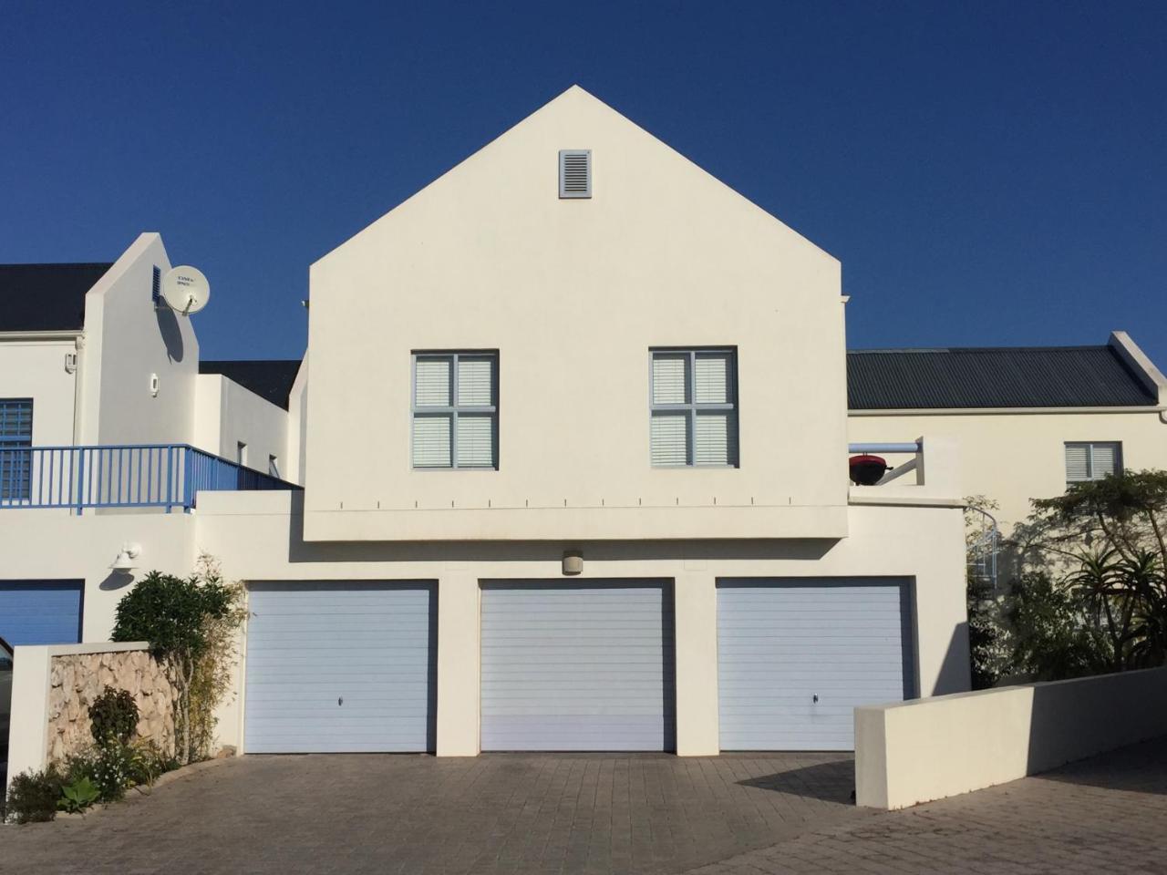Perfect 10 - 10 To 13 Sleeper Luxury Holiday Home Breakage Deposit Of R2500 Per Weekend Lease Langebaan Extérieur photo