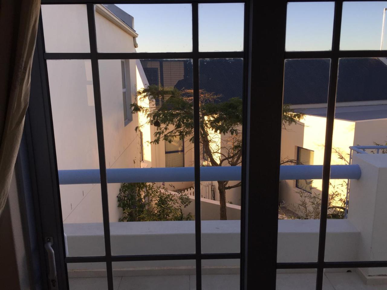 Perfect 10 - 10 To 13 Sleeper Luxury Holiday Home Breakage Deposit Of R2500 Per Weekend Lease Langebaan Extérieur photo