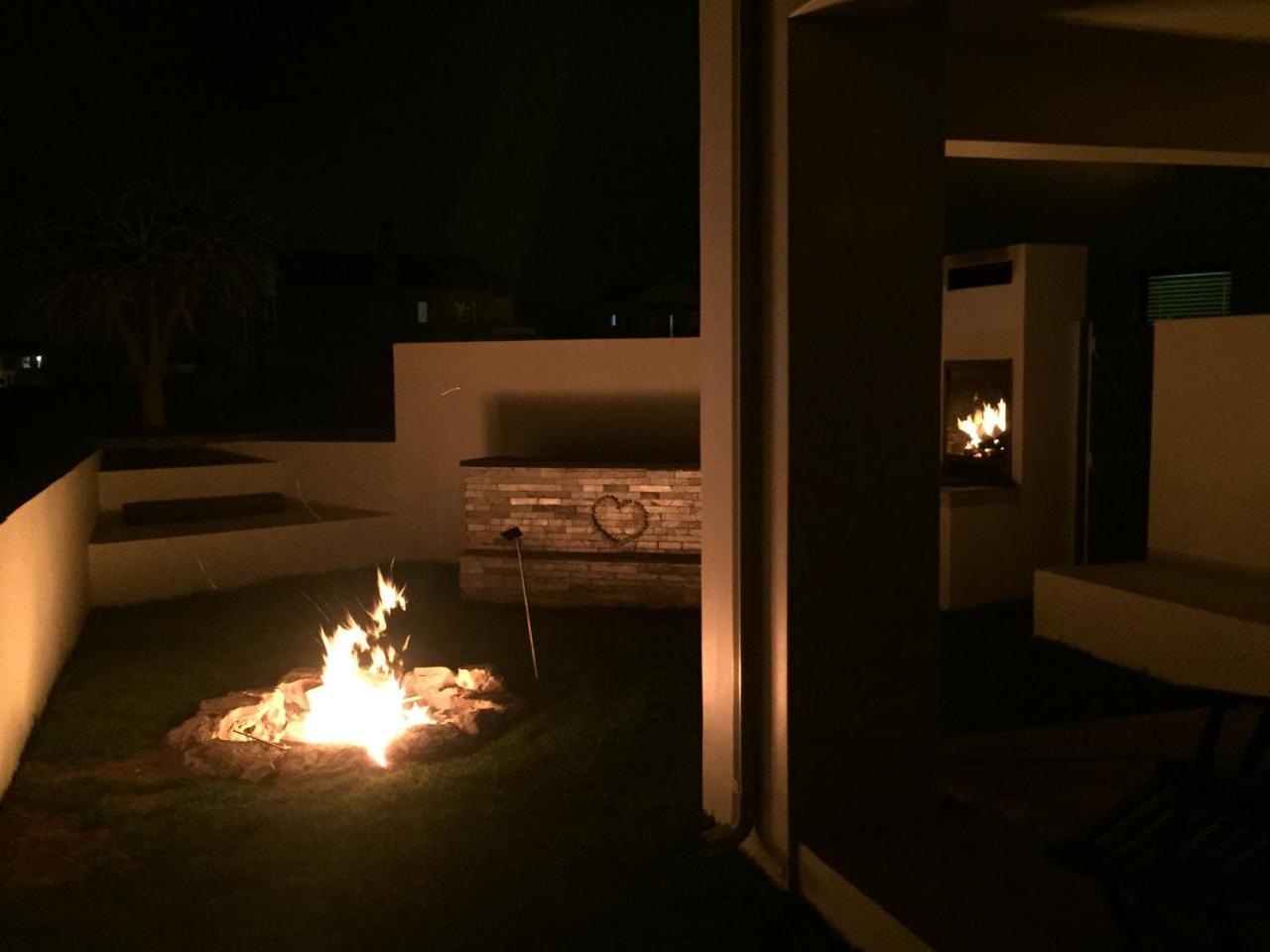 Perfect 10 - 10 To 13 Sleeper Luxury Holiday Home Breakage Deposit Of R2500 Per Weekend Lease Langebaan Extérieur photo
