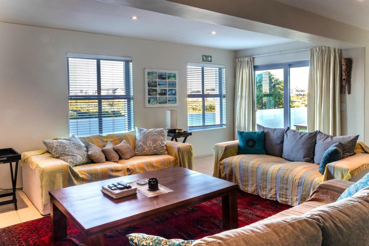 Perfect 10 - 10 To 13 Sleeper Luxury Holiday Home Breakage Deposit Of R2500 Per Weekend Lease Langebaan Extérieur photo