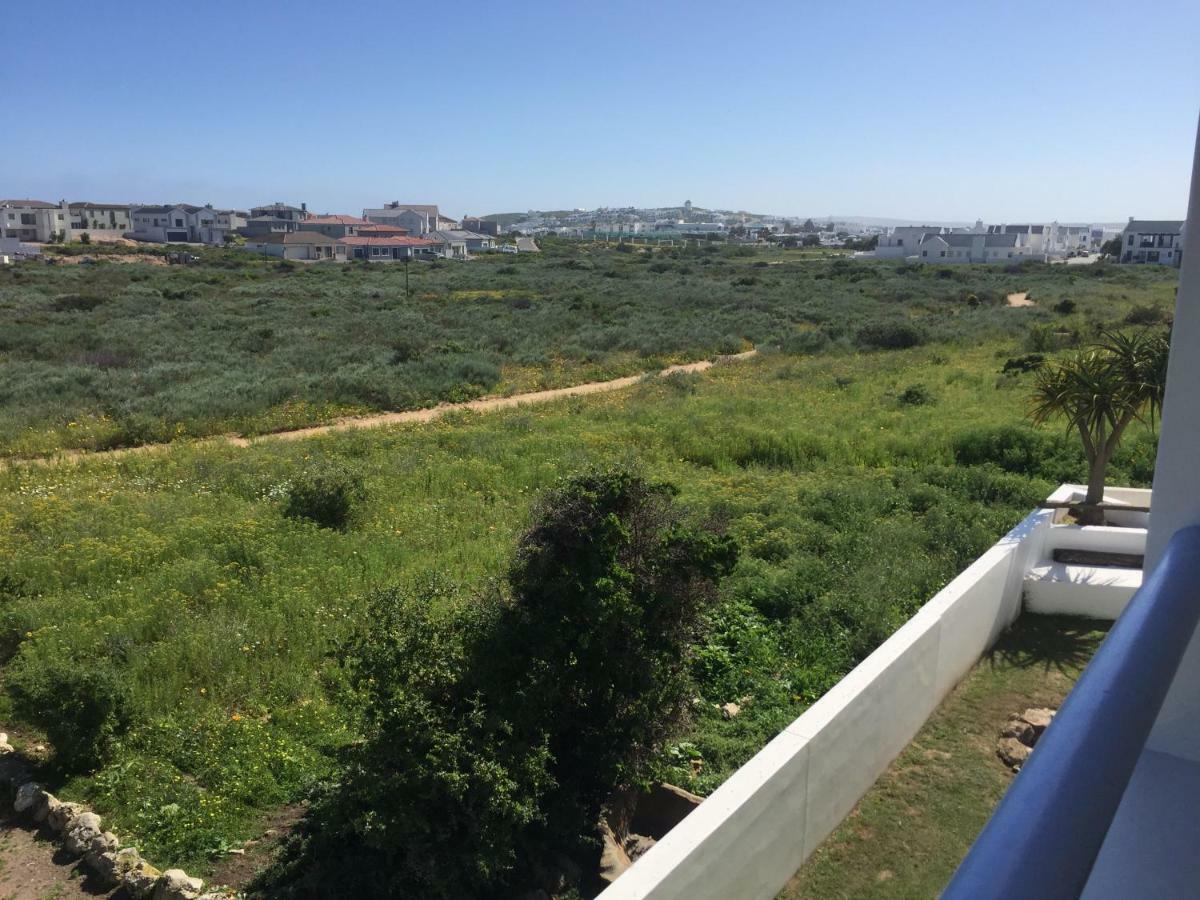 Perfect 10 - 10 To 13 Sleeper Luxury Holiday Home Breakage Deposit Of R2500 Per Weekend Lease Langebaan Extérieur photo