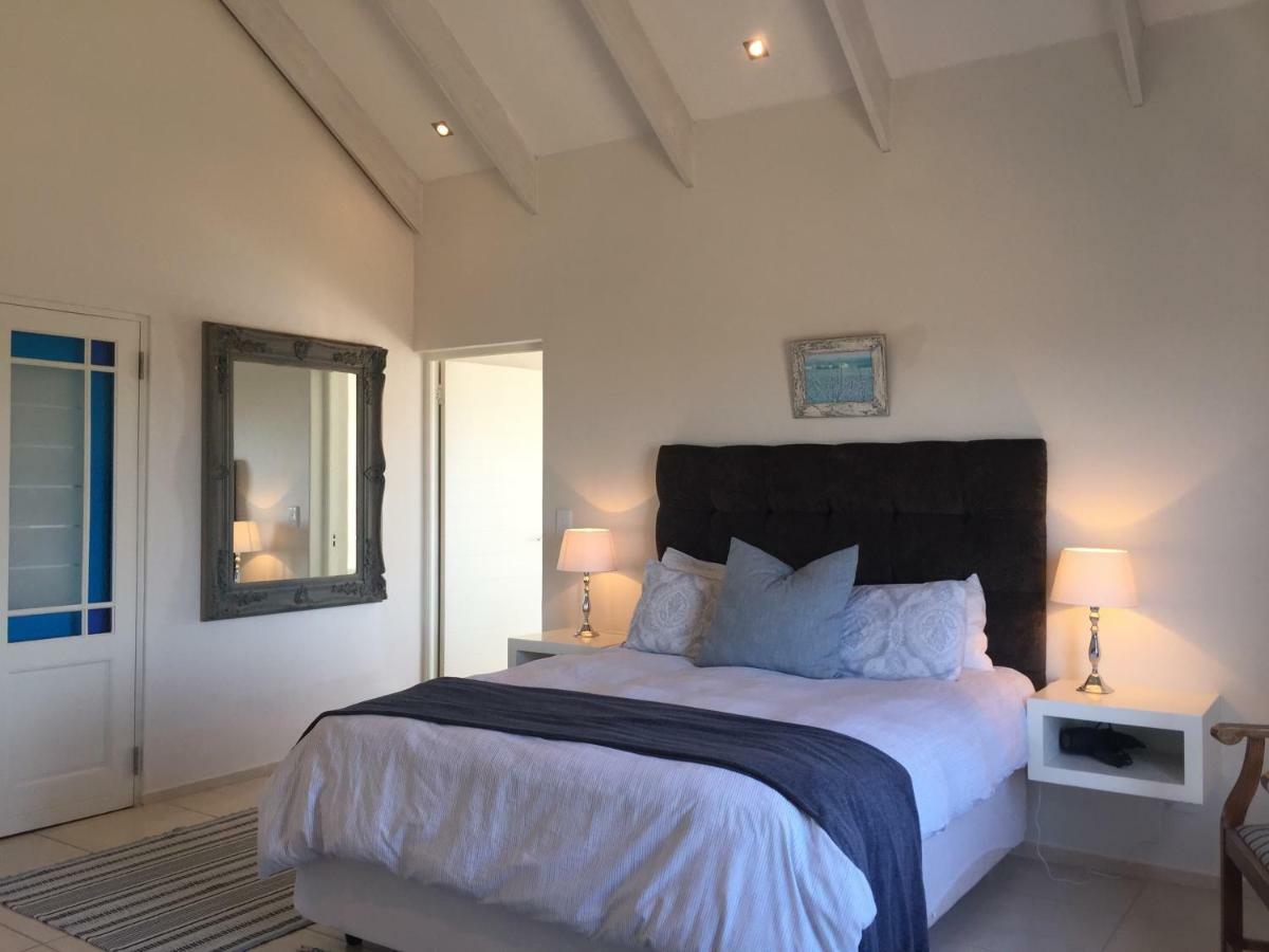 Perfect 10 - 10 To 13 Sleeper Luxury Holiday Home Breakage Deposit Of R2500 Per Weekend Lease Langebaan Extérieur photo